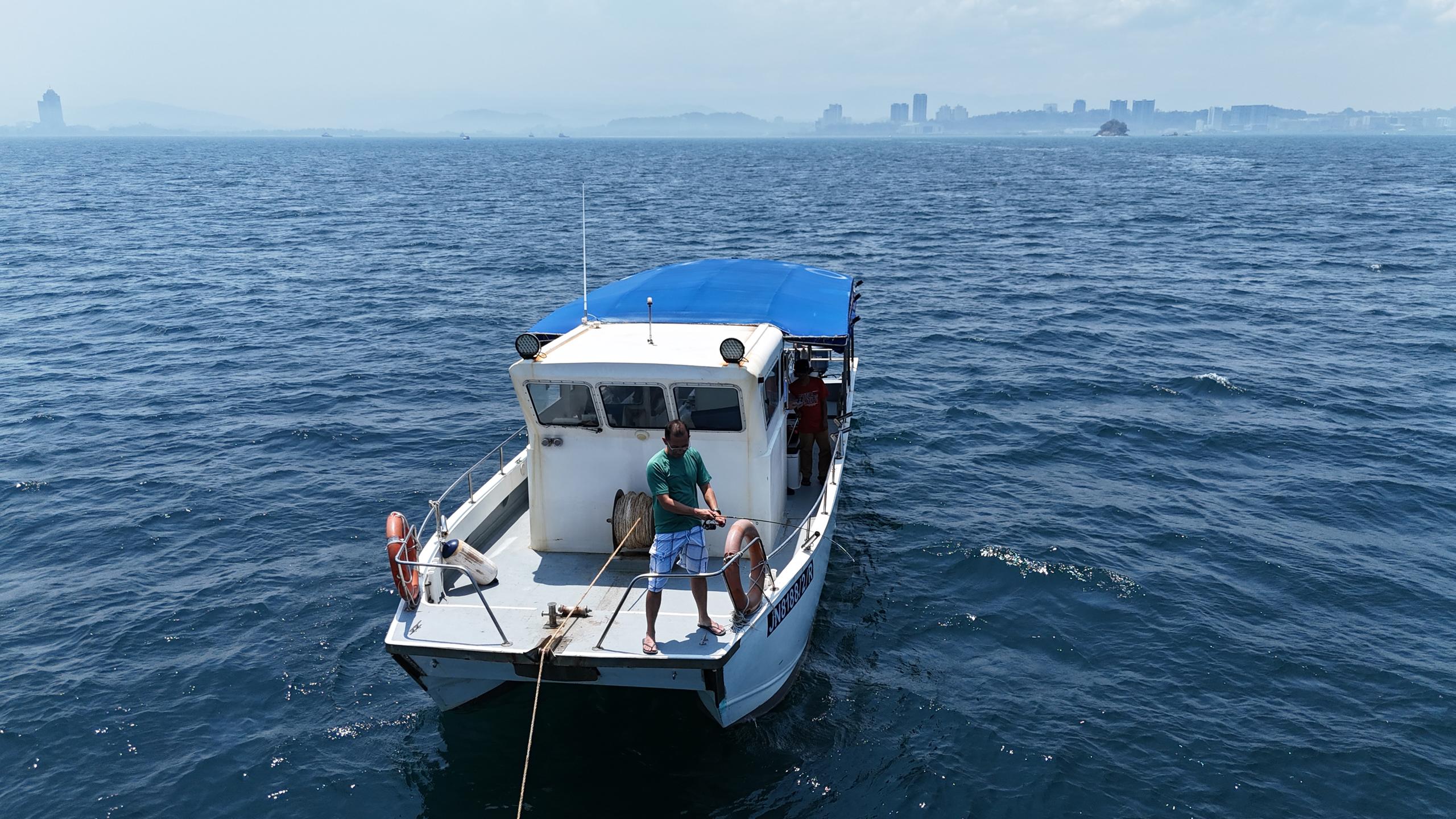 kota-kinabalu-half-day-leisure-fishing-tour